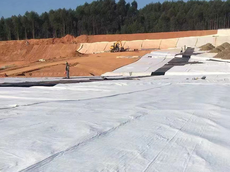 聚酯長絲土工布施工